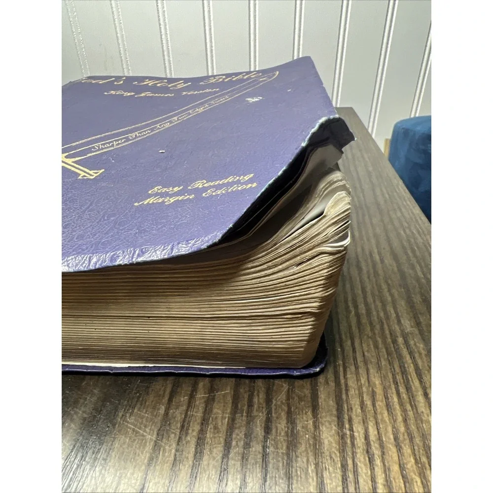 God's Holy Bible King James Version KJV Purple Easy Reading Margin Edition 1999